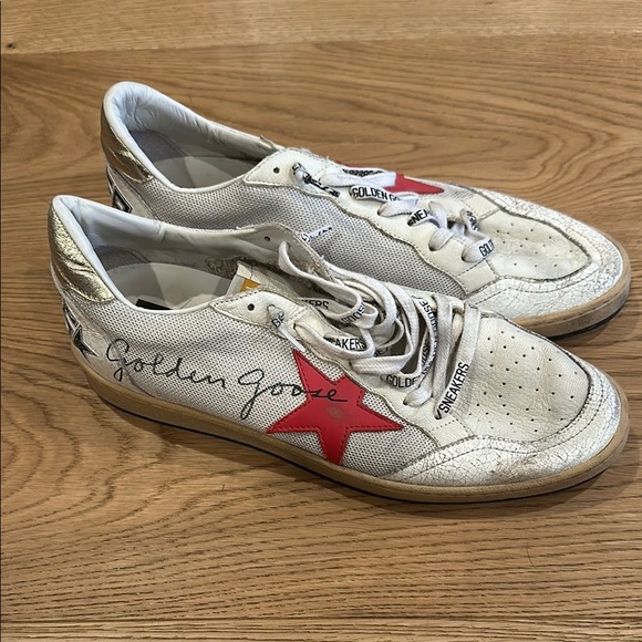Golden Goose White and Red Star Sneakers - Picture 2 of 4